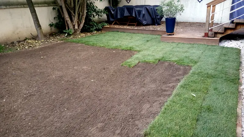 pose de plaques de gazon dans le 95